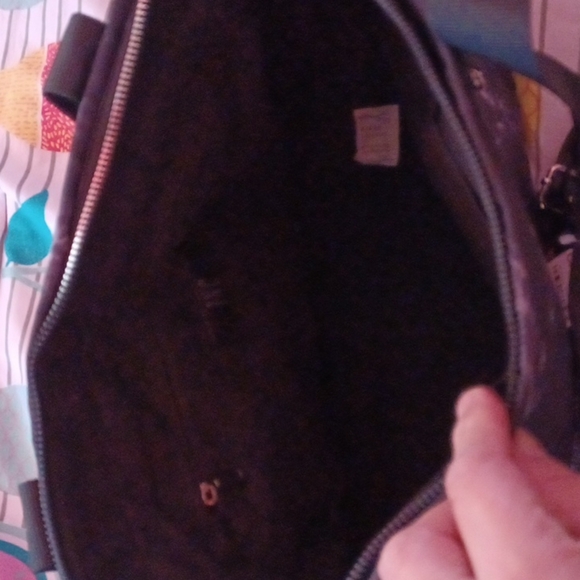 - I-N-C tote nylon black marble come with small purse - Picture 3 of 5